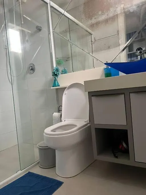 Suite Em Apto Compartilhado Itapema Meia Em Otima Localizacao Brasile